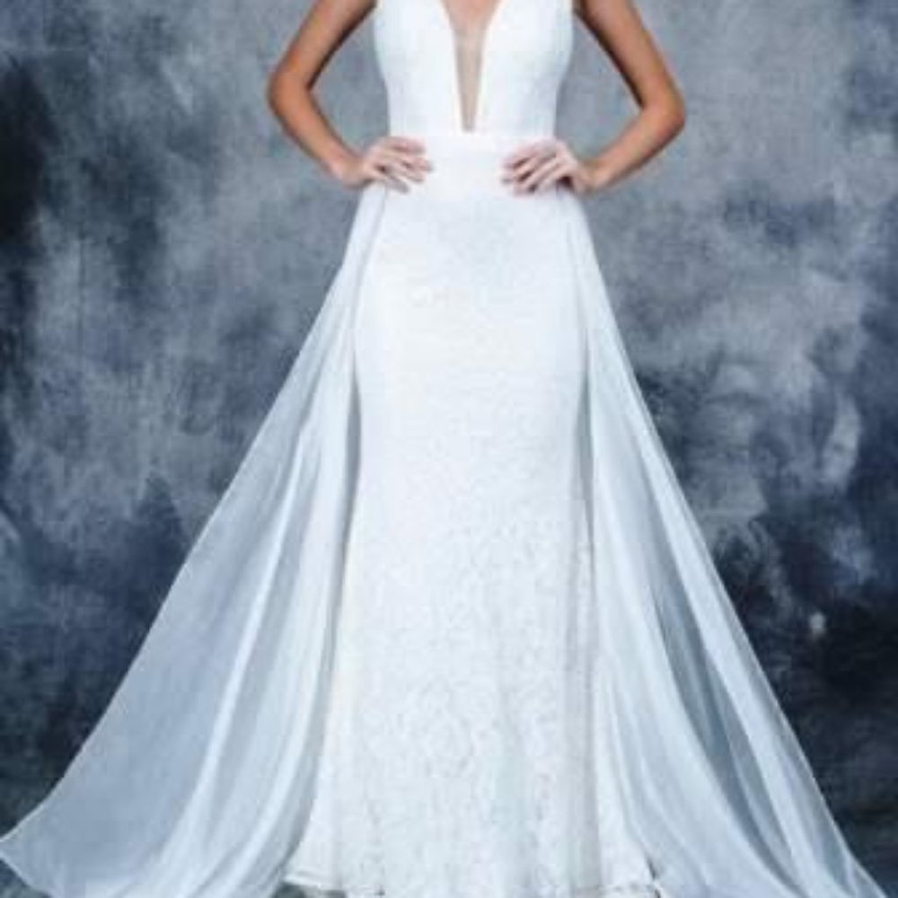 2 Wedding dresses & 2 tier Cathedral length Veil - Size XS (0) - S (2-4)